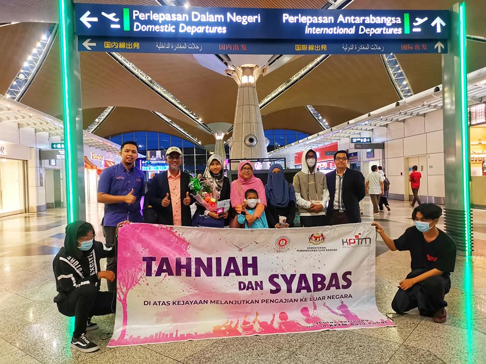 080220 - Pelajar KPTM Batu Pahat Melanjutkan Pelajaran Ke 